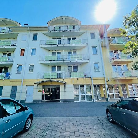 Joy Apartman Zalakaros Luaran gambar